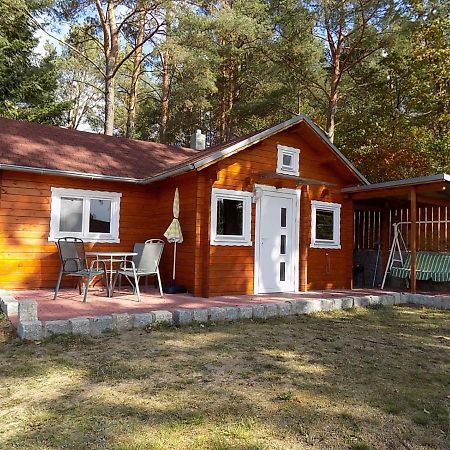 Villa Himmelpfort Ferienhaeuser Am Eichberg à Fürstenberg-Havel Extérieur photo